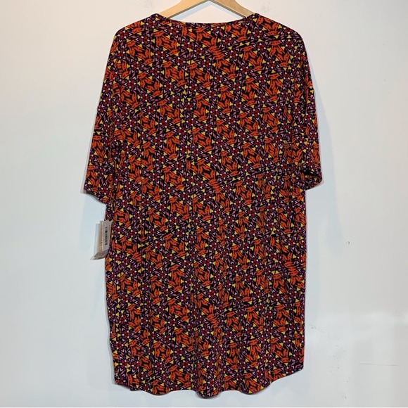 NWT LuLaRoe Irma top - Picture 3 of 3